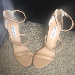 Steve Madden pumps